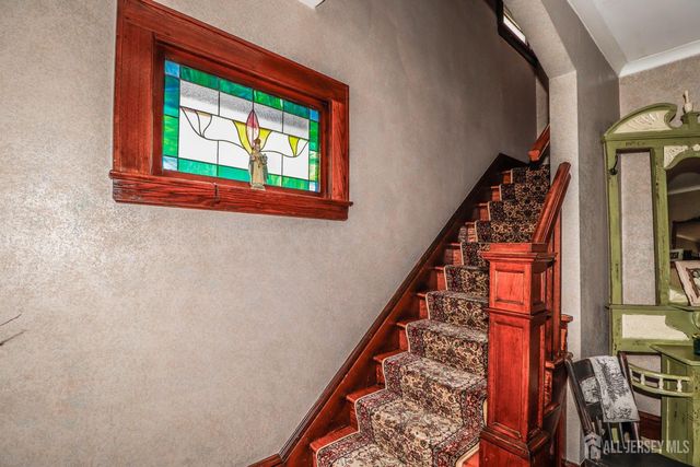 544 W Meadow Avenue W, Rahway, NJ 07065
