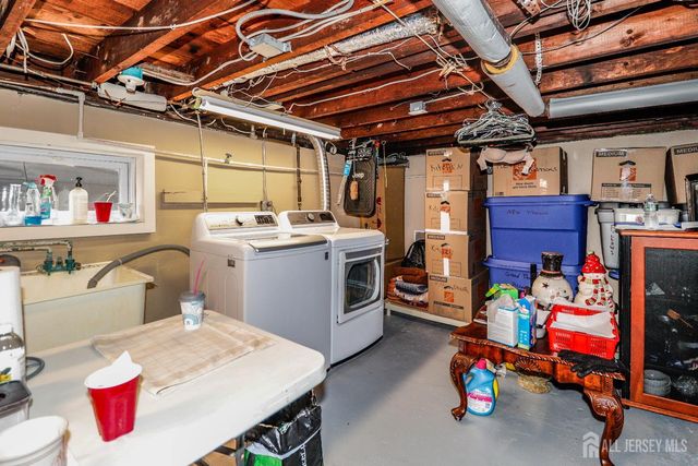 544 W Meadow Avenue W, Rahway, NJ 07065
