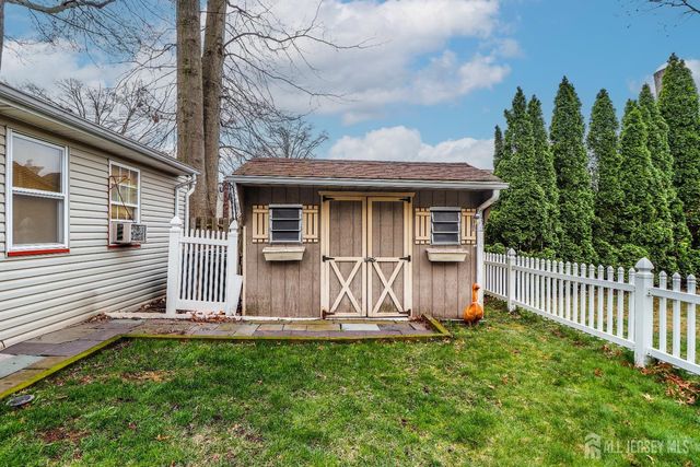 544 W Meadow Avenue W, Rahway, NJ 07065
