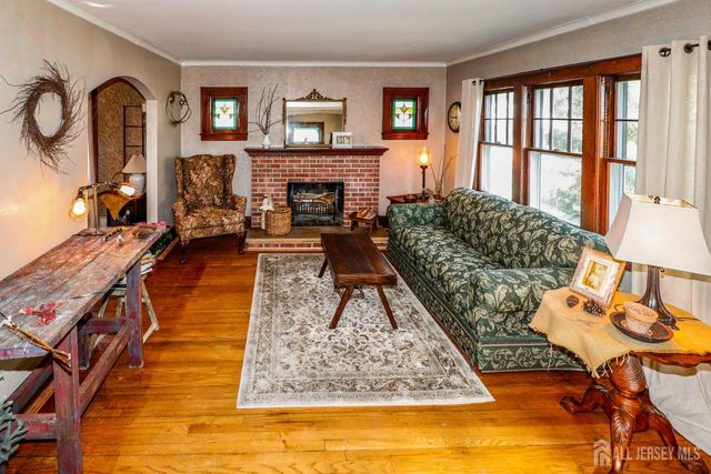 544 W Meadow Avenue W, Rahway, NJ 07065