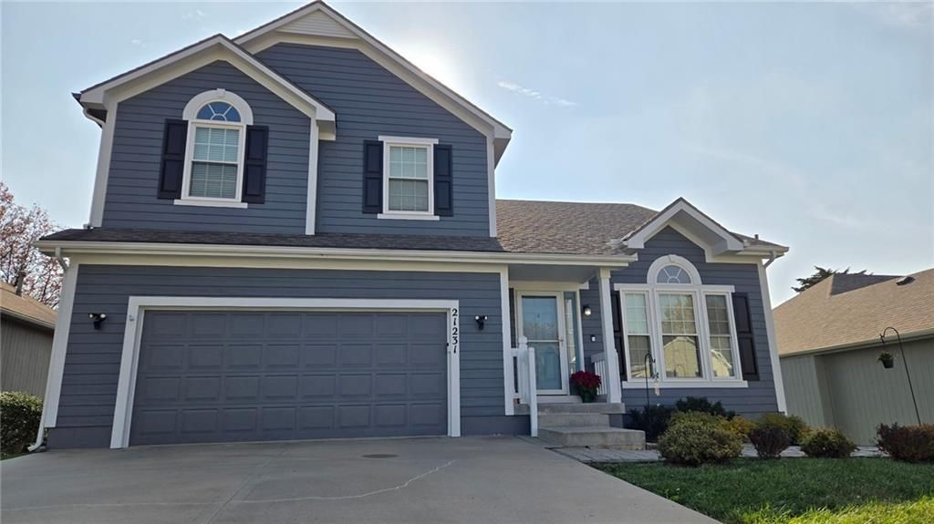 21231 W 123 Street, Olathe, KS 66061