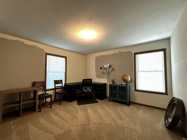 1101 N Forest View Drive, Ellettsville, IN 47429