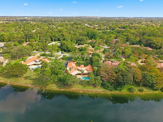 5328 E Leitner Drive, Coral Springs, FL 33067