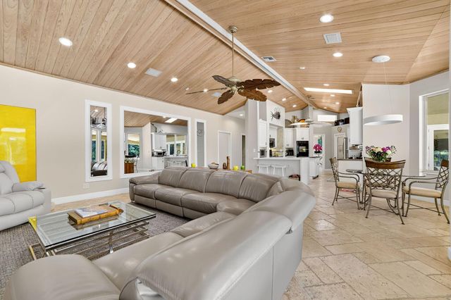 5328 E Leitner Drive, Coral Springs, FL 33067