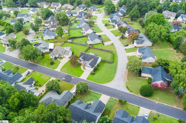500 Lake Lennox Drive, Simpsonville, SC 29681
