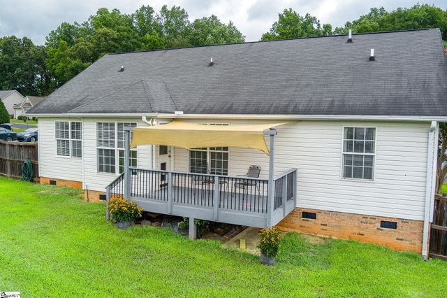 500 Lake Lennox Drive, Simpsonville, SC 29681