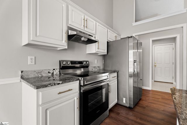 500 Lake Lennox Drive, Simpsonville, SC 29681