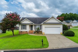 500 Lake Lennox Drive, Simpsonville, SC 29681