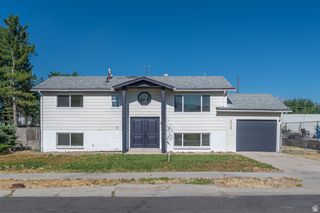 4905 S SOUTHRIDGE DR, Taylorsville, UT 84129