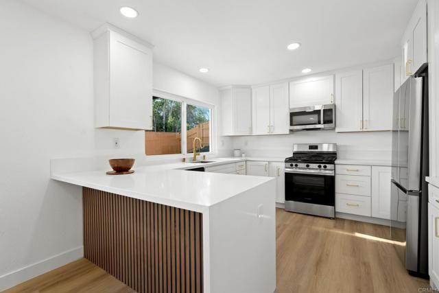 2858 Lehigh Court, Oceanside, CA 92056