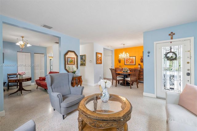 7840 SW 67th Ave, South Miami, FL 33143