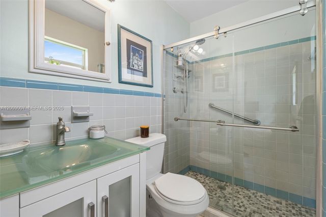 7840 SW 67th Ave, South Miami, FL 33143