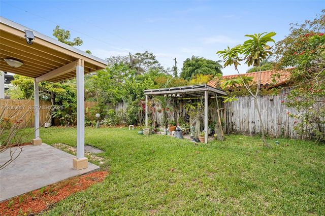 7840 SW 67th Ave, South Miami, FL 33143