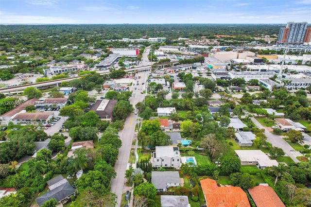 7840 SW 67th Ave, South Miami, FL 33143