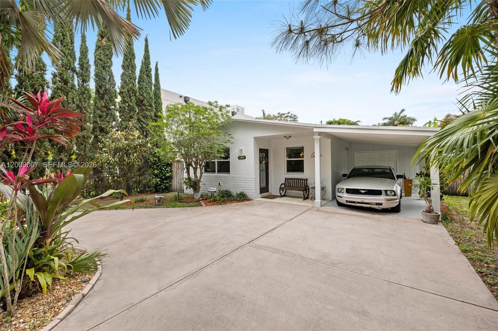 7840 SW 67th Ave, South Miami, FL 33143