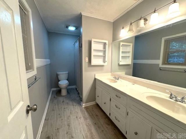 1212 N Main Street, Monticello, AR 71655