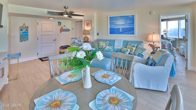 2625 S Atlantic Ave Apt 6SW, Daytona Beach Shores, FL 32118