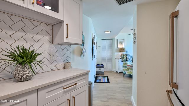 2625 S Atlantic Ave Apt 6SW, Daytona Beach Shores, FL 32118