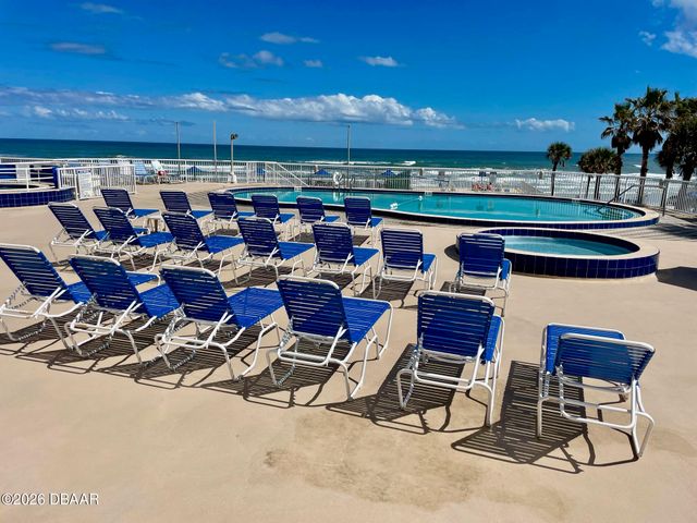 2625 S Atlantic Ave Apt 6SW, Daytona Beach Shores, FL 32118