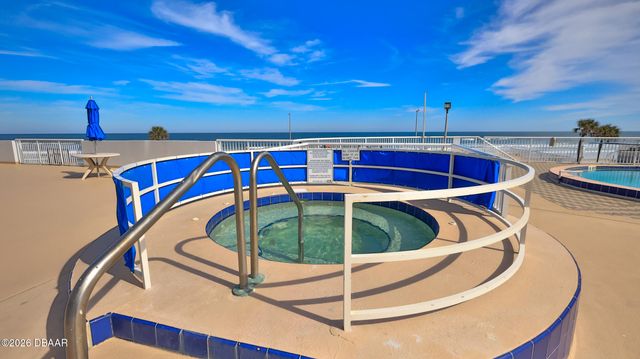 2625 S Atlantic Ave Apt 6SW, Daytona Beach Shores, FL 32118