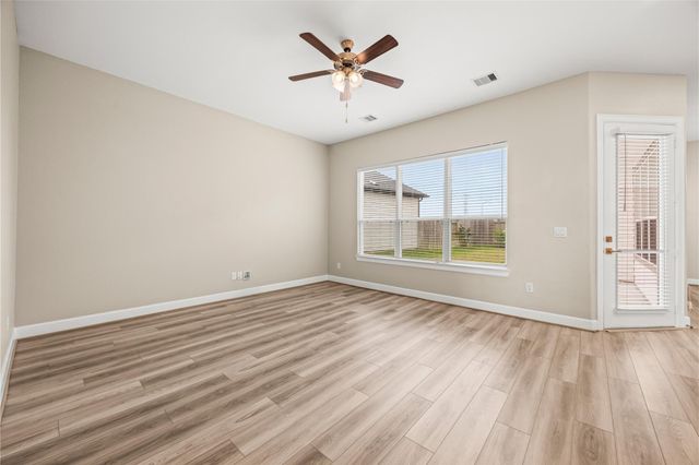 1314 Hidden Oaks Drive, Tomball, TX 77375