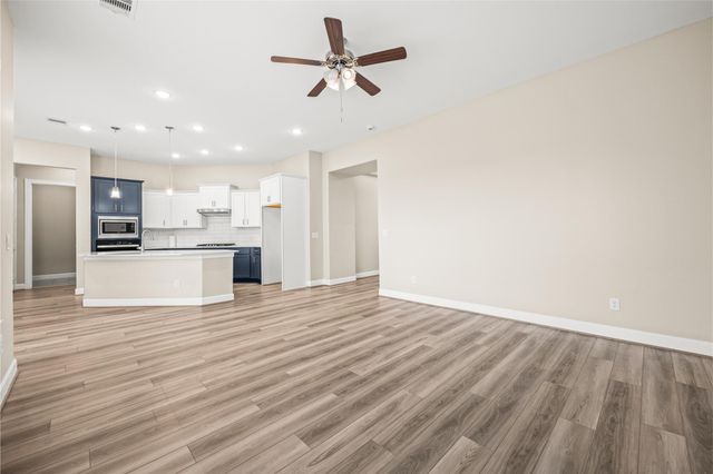 1314 Hidden Oaks Drive, Tomball, TX 77375