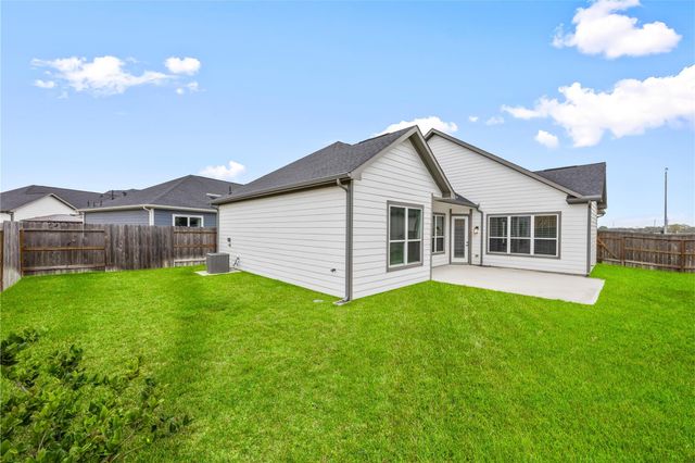 1314 Hidden Oaks Drive, Tomball, TX 77375