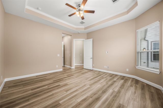 1314 Hidden Oaks Drive, Tomball, TX 77375