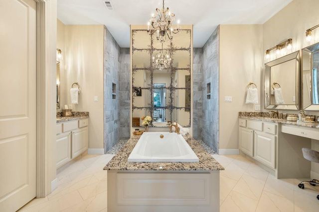 7650 Rolling Creek Road, Burton, TX 77835