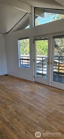 4234 NE 89th Street, Seattle, WA 98115