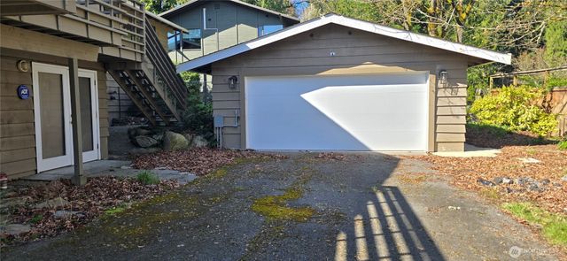 4234 NE 89th Street, Seattle, WA 98115