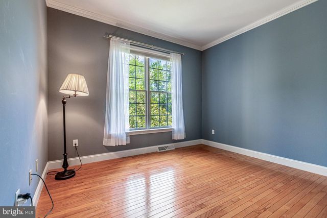 2705 WOODSPRING DR, York, PA 17402