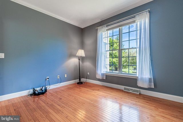 2705 WOODSPRING DR, York, PA 17402