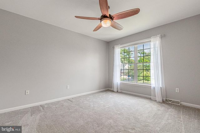 2705 WOODSPRING DR, York, PA 17402