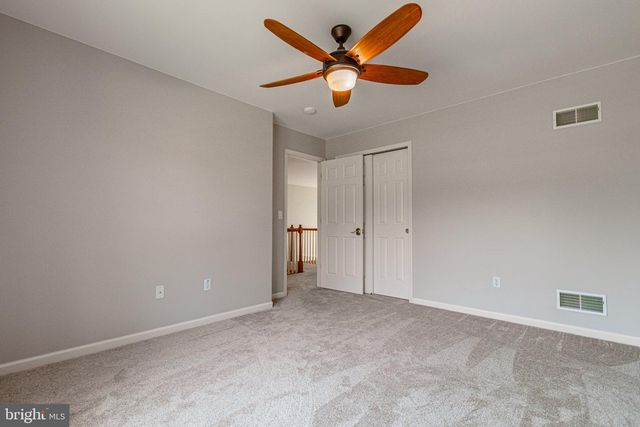 2705 WOODSPRING DR, York, PA 17402