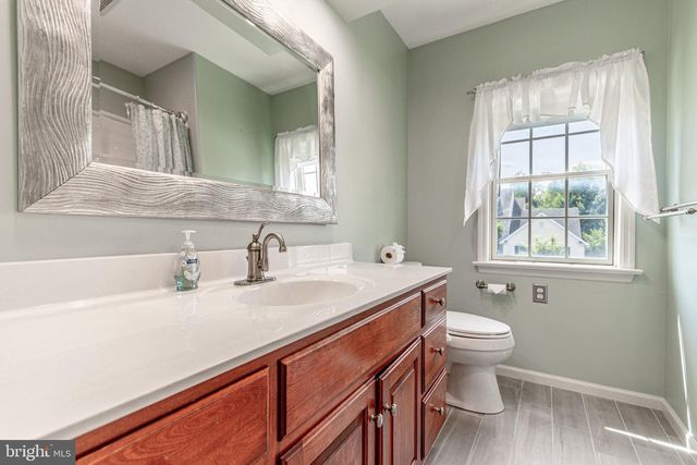2705 WOODSPRING DR, York, PA 17402