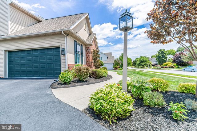2705 WOODSPRING DR, York, PA 17402