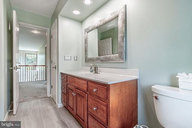 2705 WOODSPRING DR, York, PA 17402