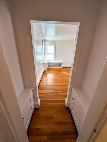 1425 Manville Road 4, Woonsocket, RI 02895