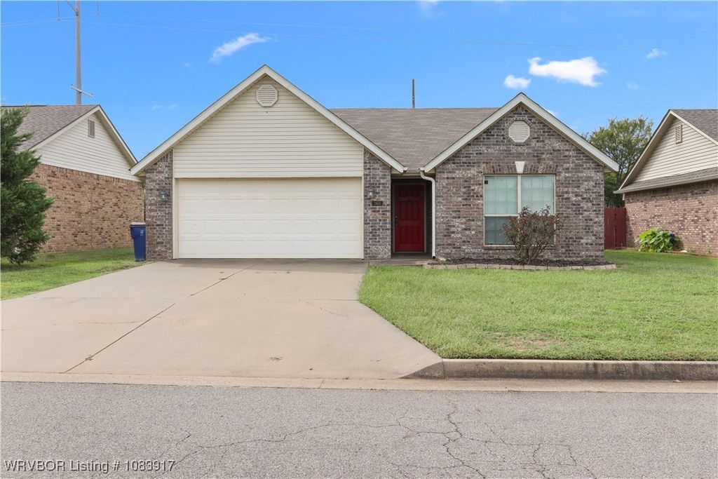 7800 Huntington Way, Fort Smith, AR 72916
