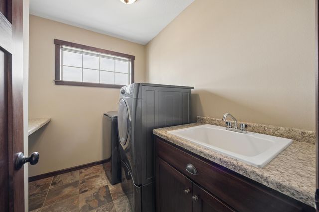 2312 Wyoming Court, Sartell, MN 56377