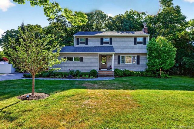 57 Hillside Avenue, Saint James, NY 11780