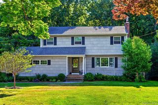 57 Hillside Avenue, Saint James, NY 11780