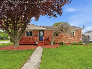 29450 Ruthdale Street, Roseville, MI 48066