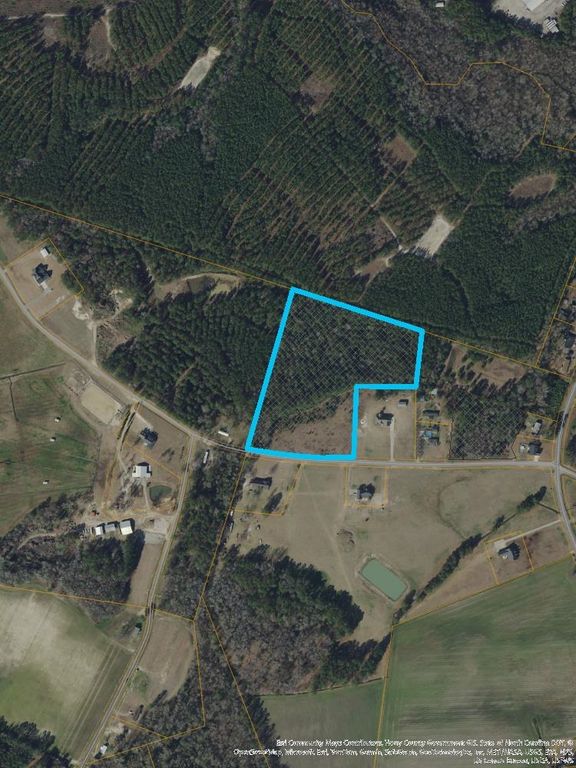 Tobacco Leaf Rd, Galivants Ferry, SC 29544 — exterior