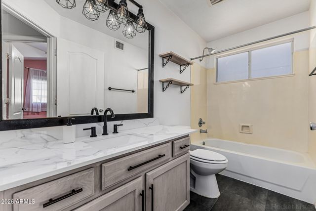 9837 W YUKON Drive, Peoria, AZ 85382