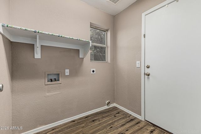 9837 W YUKON Drive, Peoria, AZ 85382