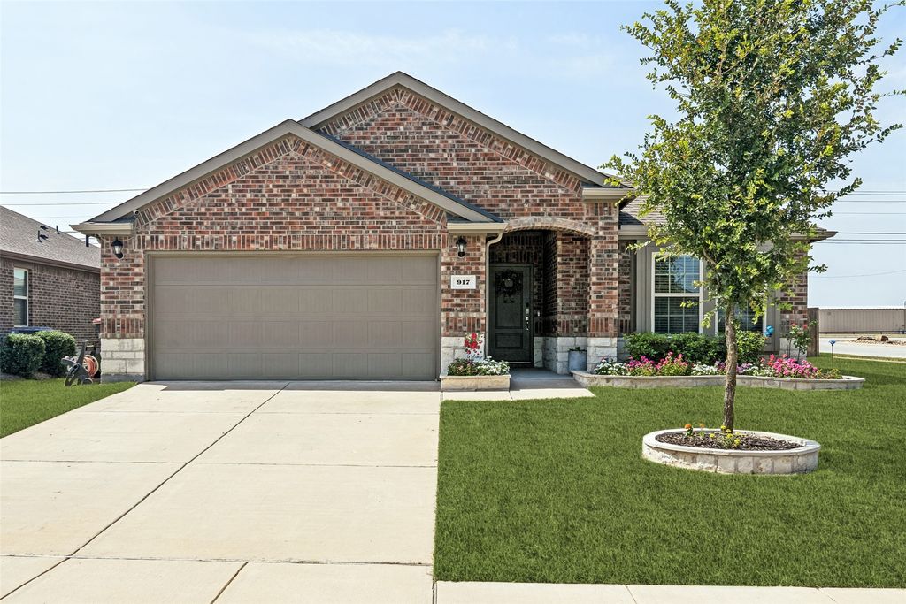 917 Crepe Myrtle Lane, Anna, TX 75409