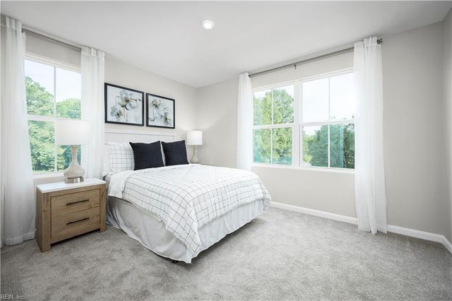 130 Shipwright LN, Suffolk, VA 23434