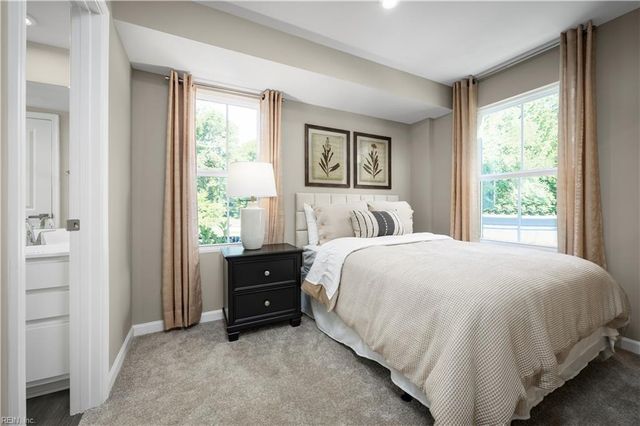 130 Shipwright LN, Suffolk, VA 23434